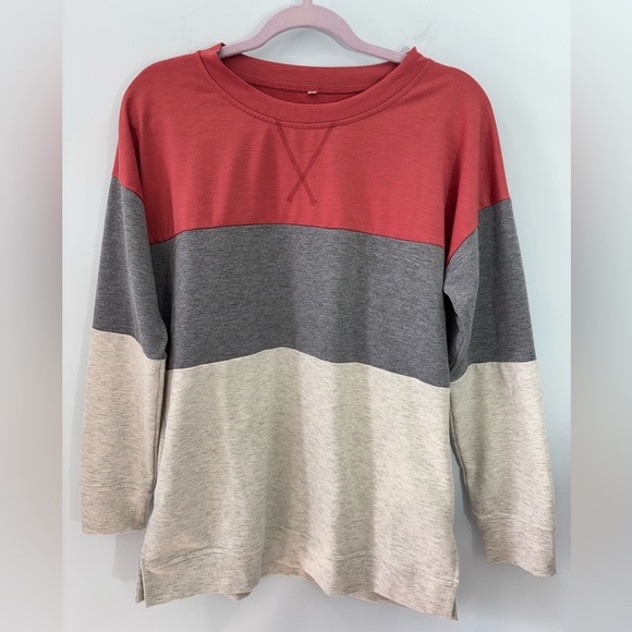 Cozy Colorblock Long Sleeve Women's Sweatshirt Red, Gray and Oatmeal Size M - Picture 1 of 8